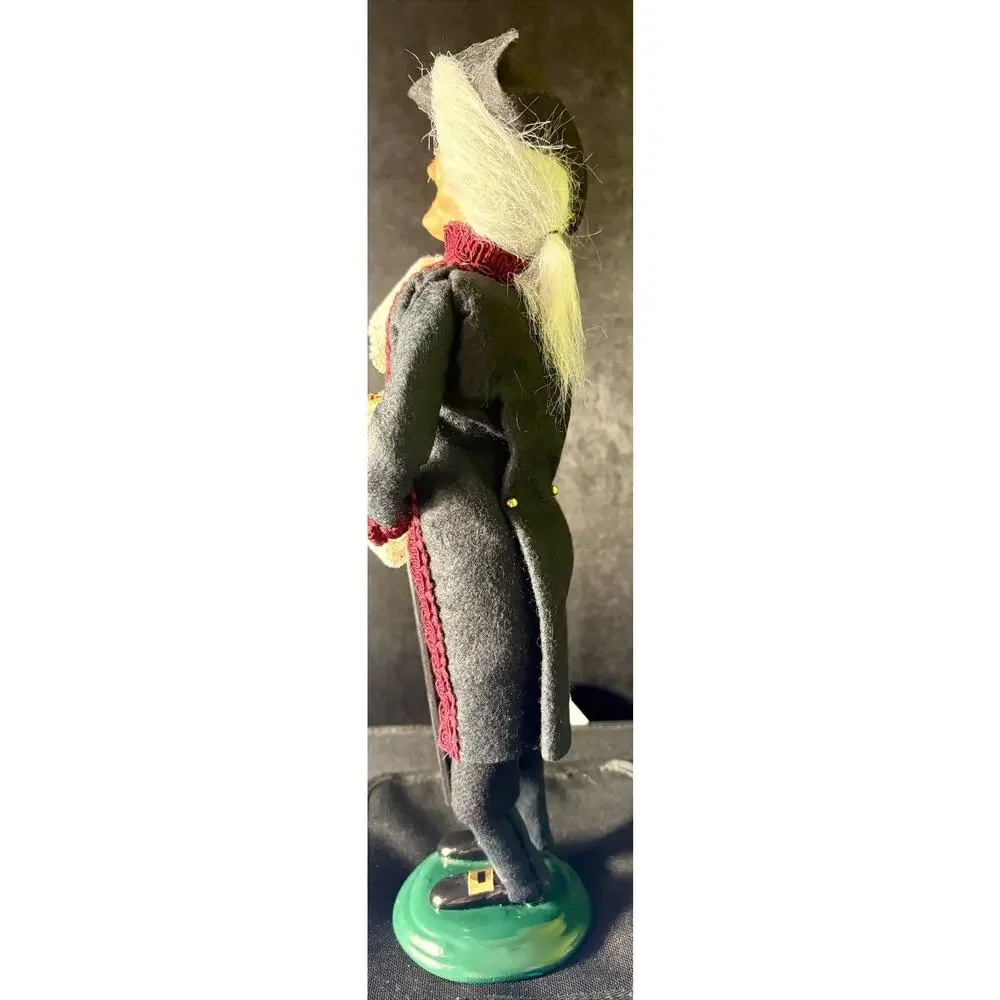 Byers Choice 2000 Exclusive Williamsburg Elderly Man Signed Byers
